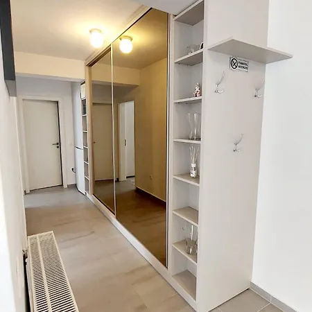 Tramonto Avantgarden Apartment