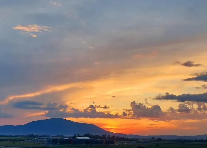 Tramonto Avantgarden Apartment *